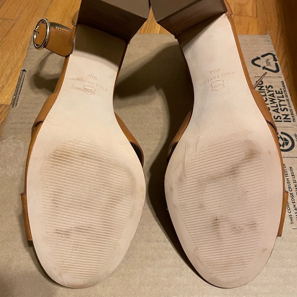 LIKE NEW! Ann Taylor Liya Leather Block Heels - Picture 5 of 8